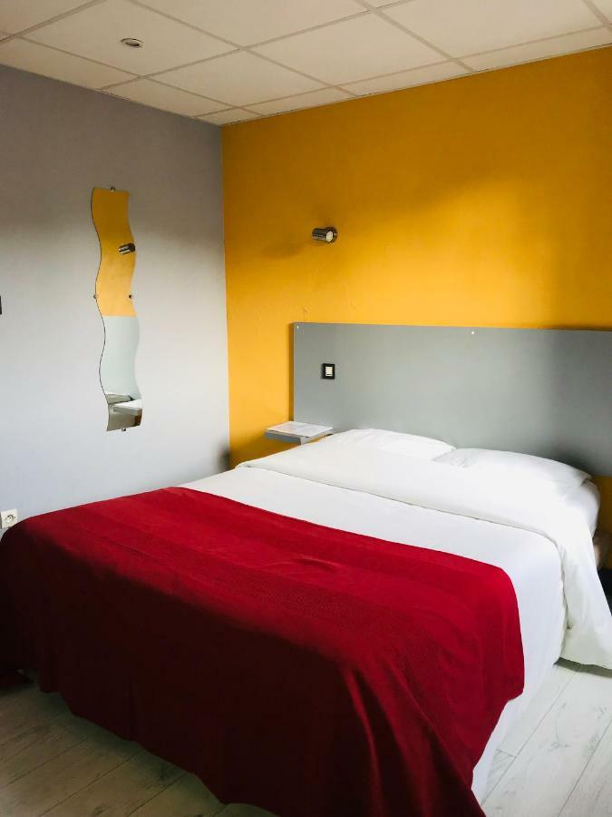 Hotel Le Fecamp Bolbec Eksteriør bilde