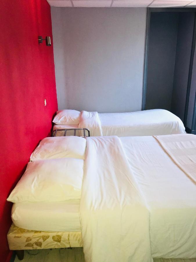 Hotel Le Fecamp Bolbec Eksteriør bilde